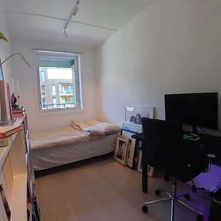 Stilren Midt På Lade Lejlighed