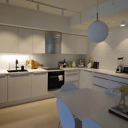 Apartament Stilren Midt Pa Lade